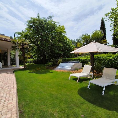 Park Residence Il Gabbiano Moniga del Garda Exterior foto