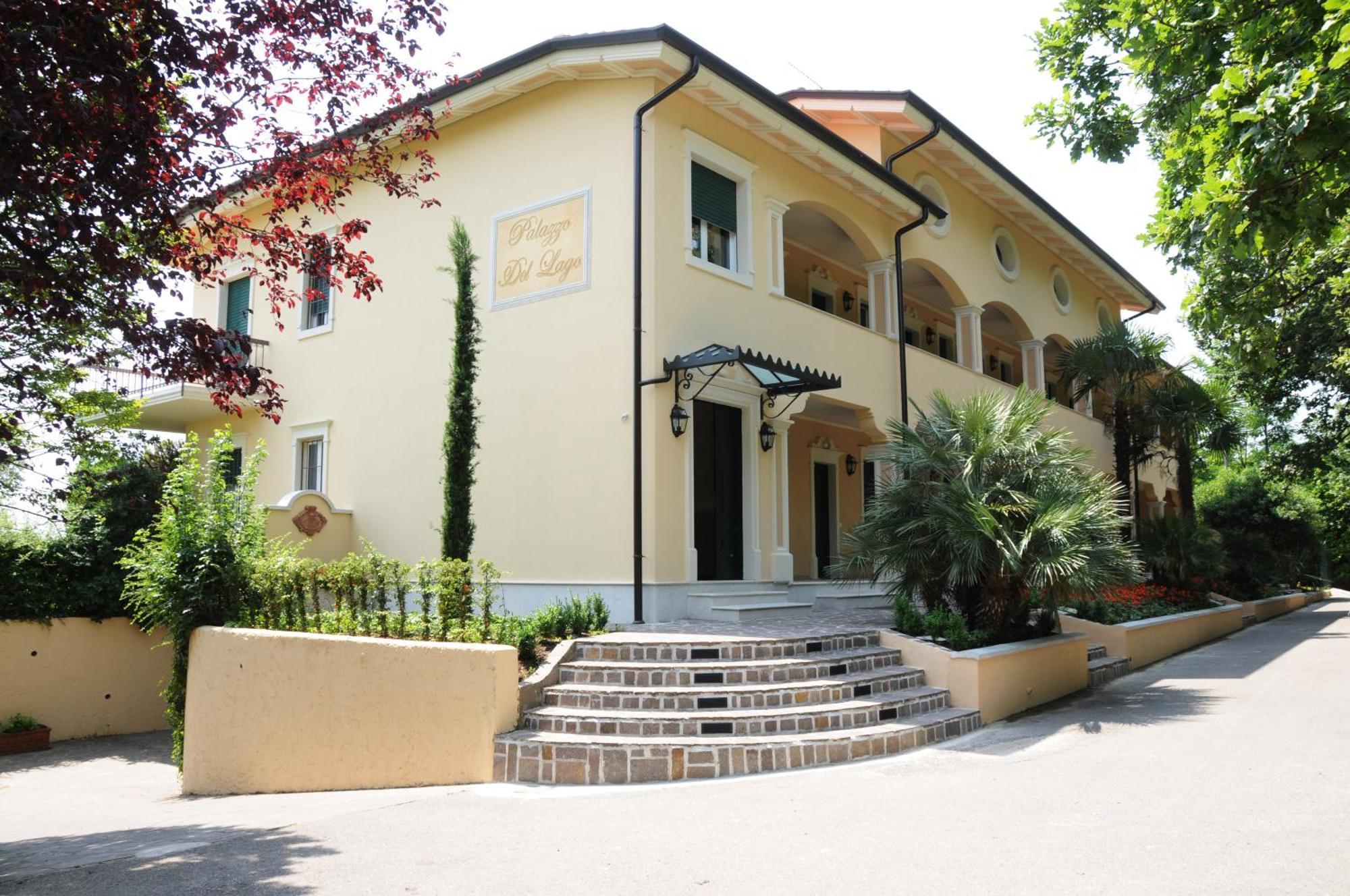 Park Residence Il Gabbiano Moniga del Garda Exterior foto